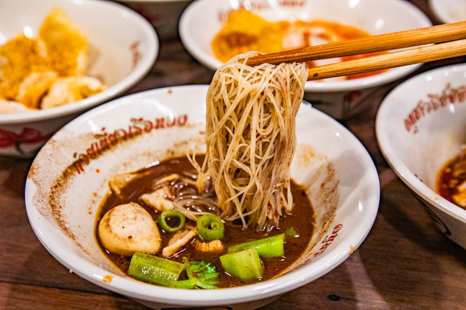 曼谷美食,曼谷小吃,曼谷船麵,Rua Thong Noodle