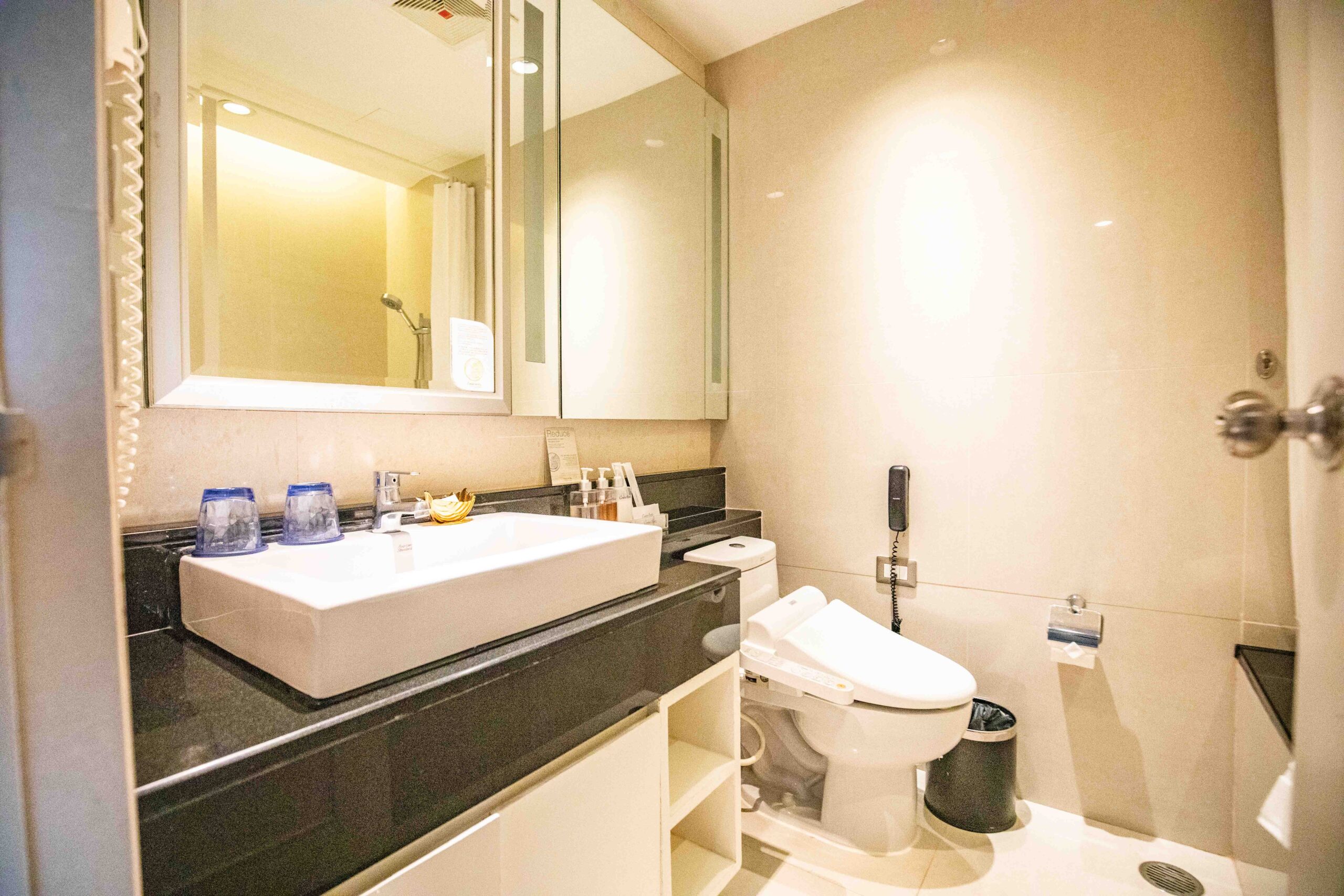 曼谷飯店,Centre Point Hotel Chidlom
