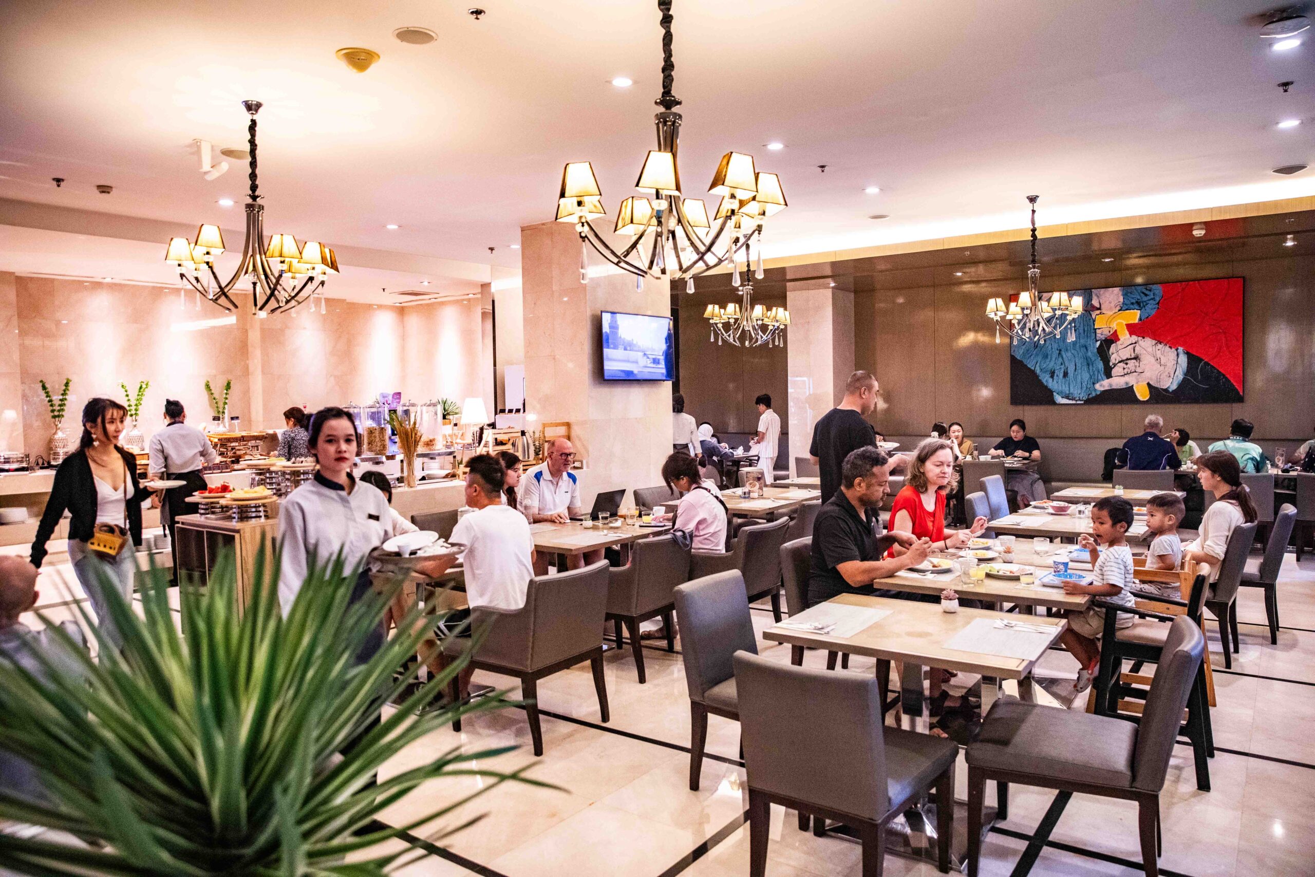 曼谷飯店,Centre Point Hotel Chidlom