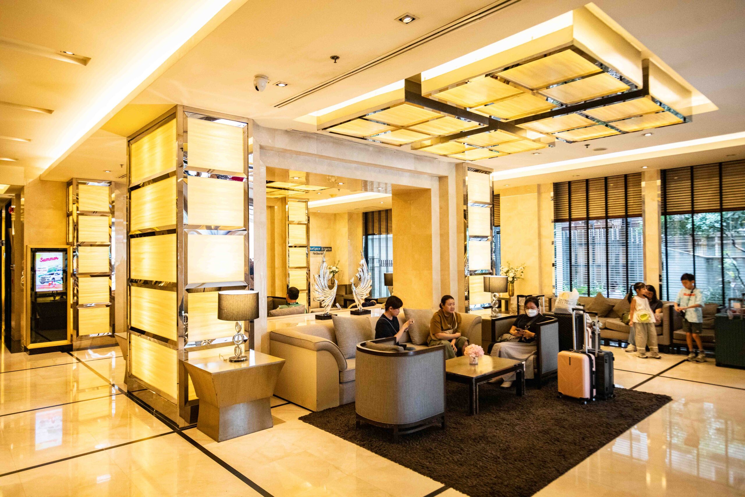 曼谷飯店,Centre Point Hotel Chidlom