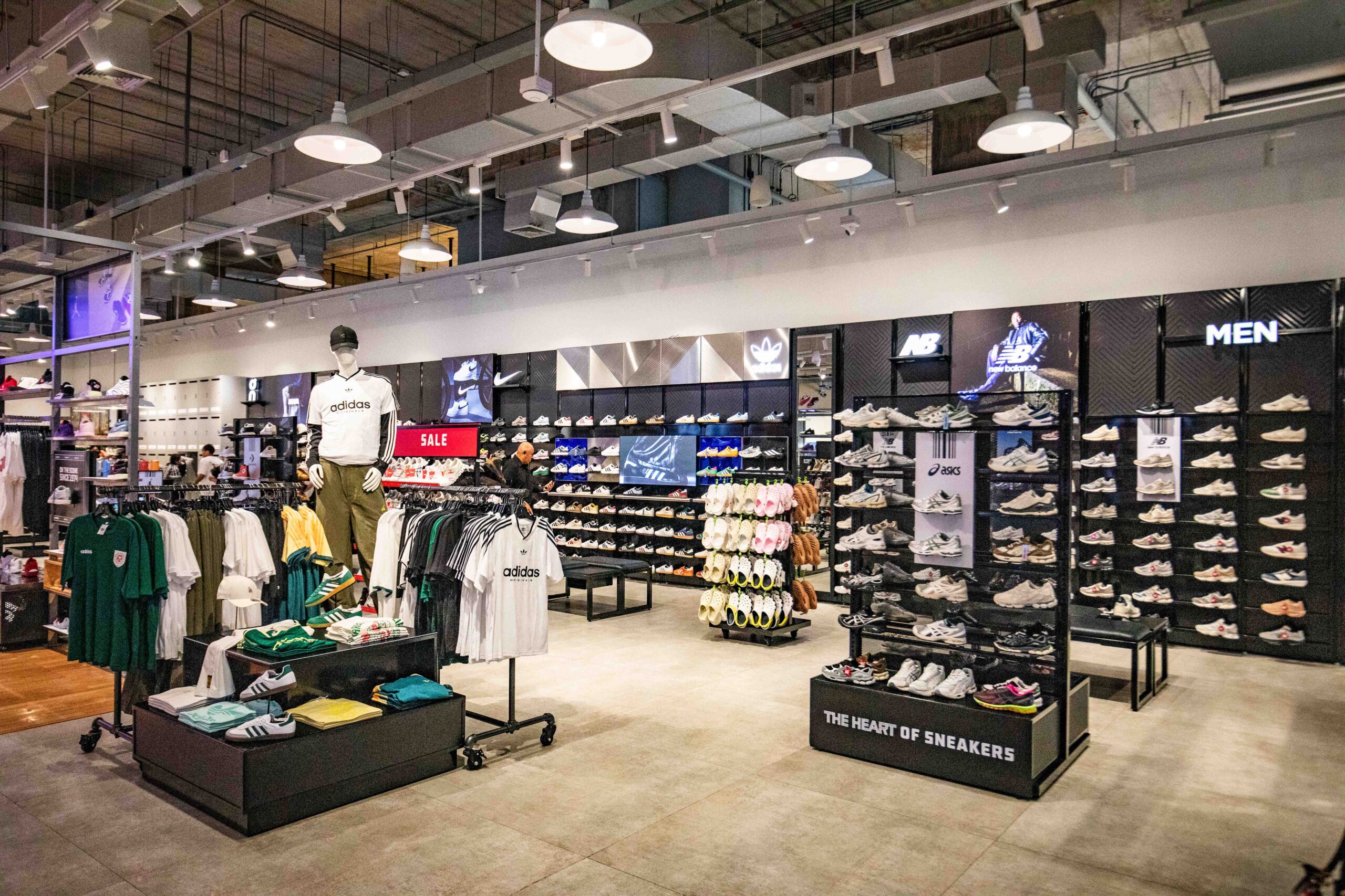 曼谷百貨公司,EMPORIUM、EMQUARTIER、EMSPHERE