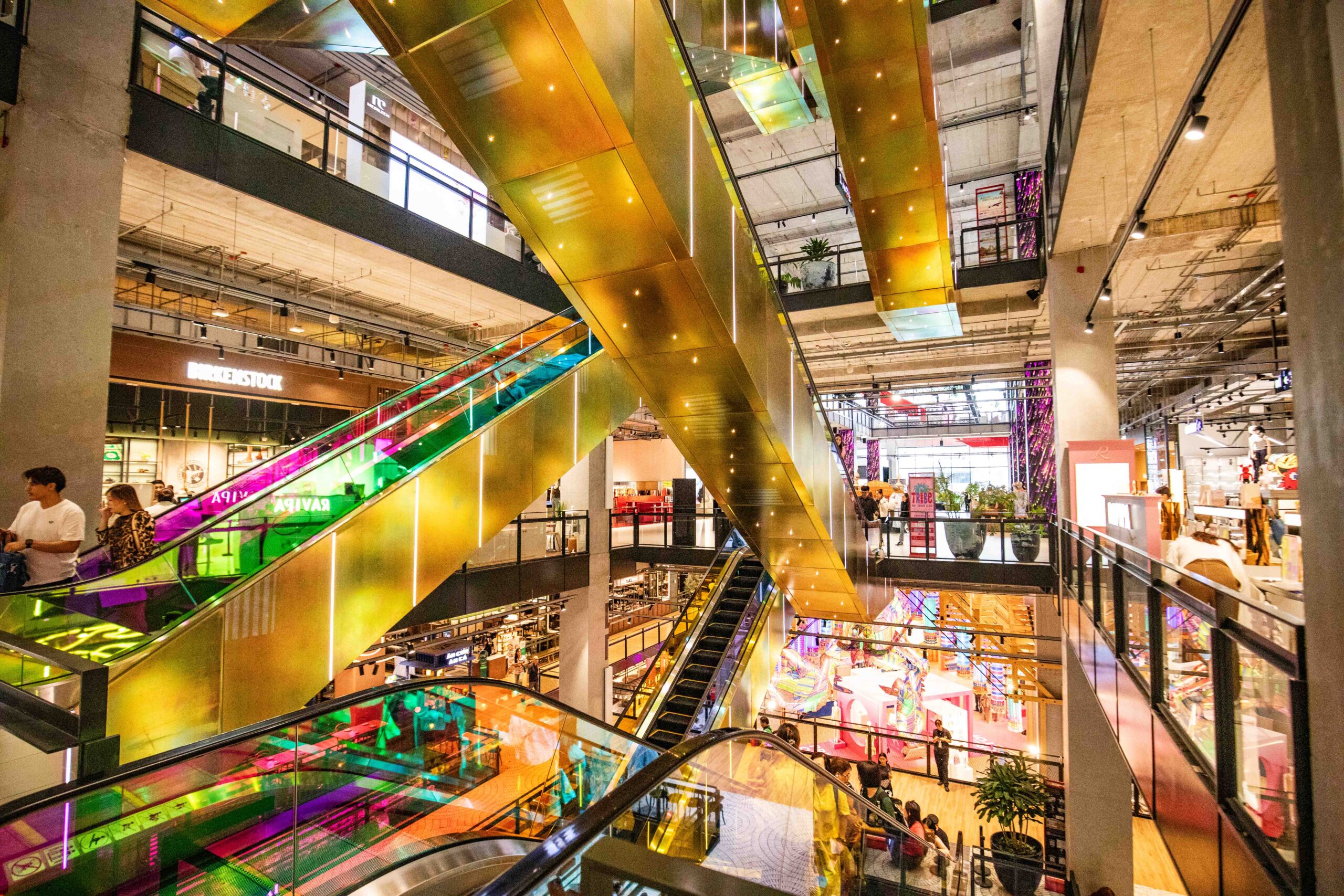 曼谷百貨公司,EMPORIUM、EMQUARTIER、EMSPHERE