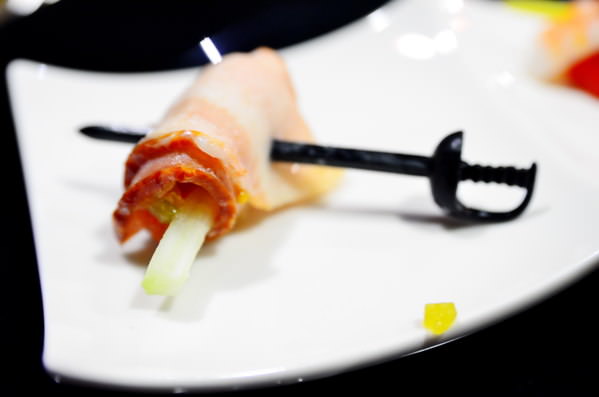  @大手牽小手。玩樂趣